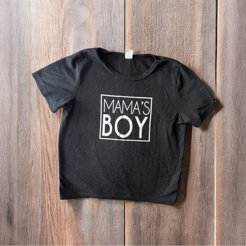 Black "Mama's Boy" Kids T-Shirt